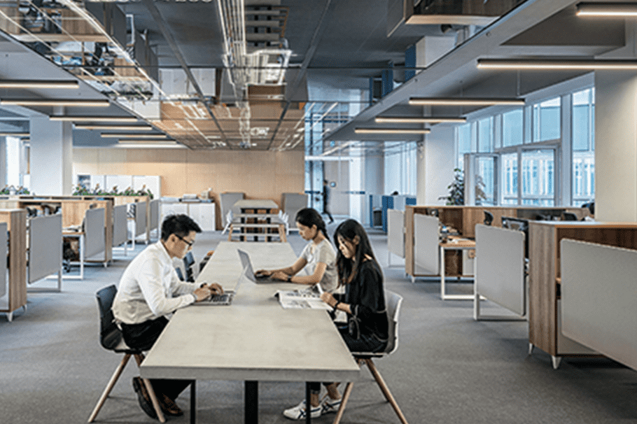 RECRUITスライド画像